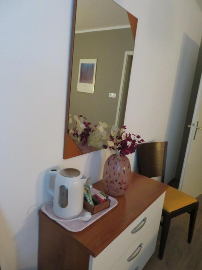 Guesthouse Ob Sotocju Budic Brežice Zewnętrze zdjęcie