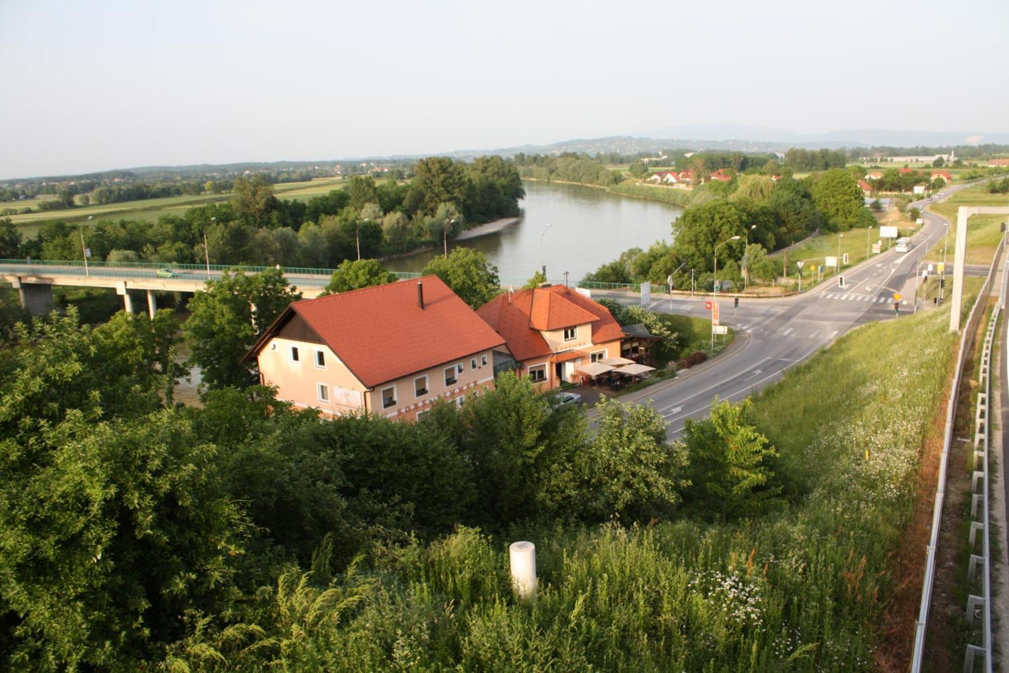 Guesthouse Ob Sotocju Budic Brežice Zewnętrze zdjęcie